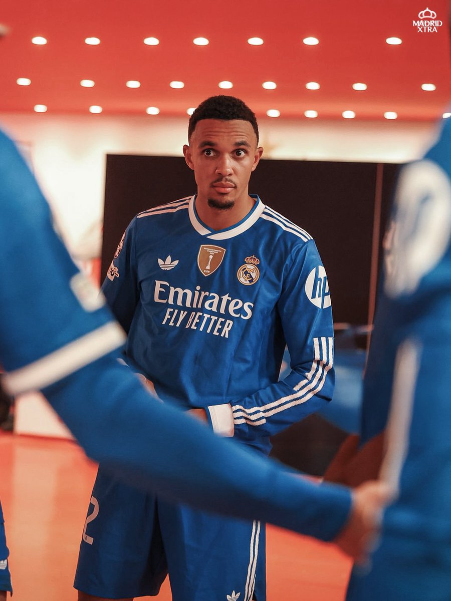 MadridXtra's tweet image. 𝐓𝐑𝐄𝐍𝐓. 🤍✨