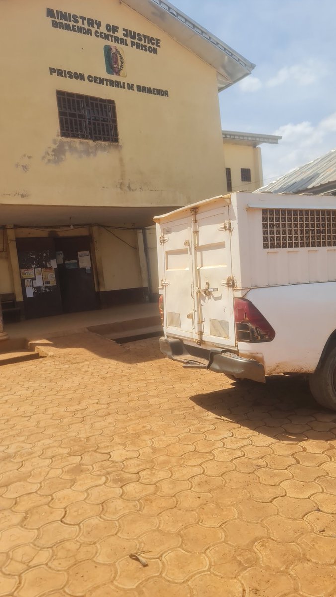 AmaduTarnteh's tweet image. I recently supervised a team of human rights research mission to NW &amp;amp; SW Cameroon this Nov 2025.The mission involved mapping human rights organizations,gathering first hand info on human rights abuses,visiting detained victims &amp;amp; investigating recent Sabga Mosque attack.
@CRTV_web