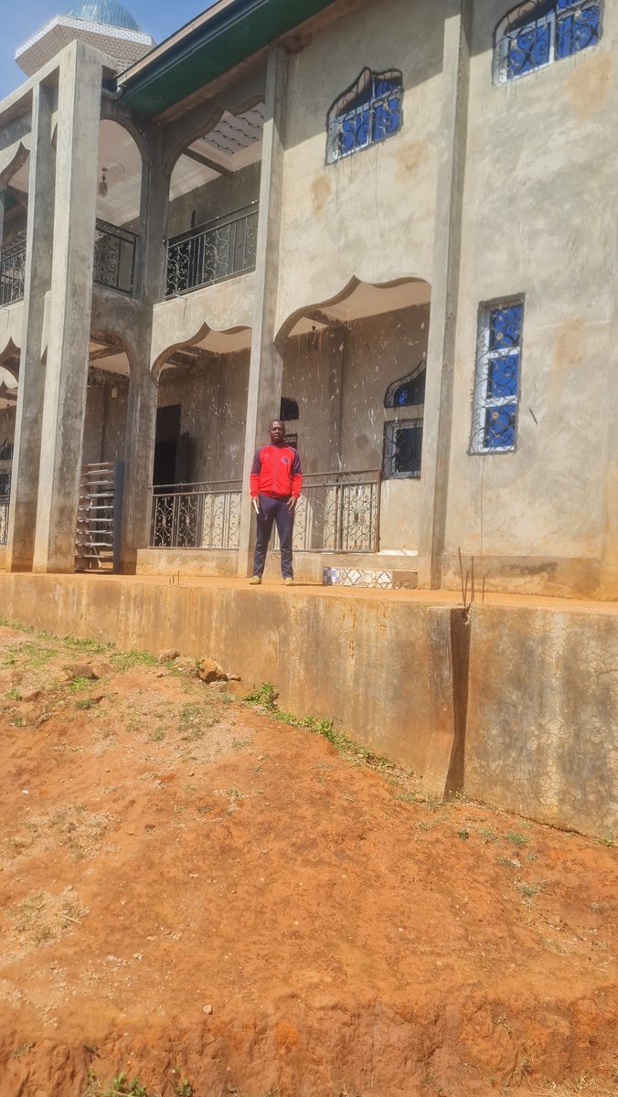 AmaduTarnteh's tweet image. I recently supervised a team of human rights research mission to NW &amp;amp; SW Cameroon this Nov 2025.The mission involved mapping human rights organizations,gathering first hand info on human rights abuses,visiting detained victims &amp;amp; investigating recent Sabga Mosque attack.
@CRTV_web