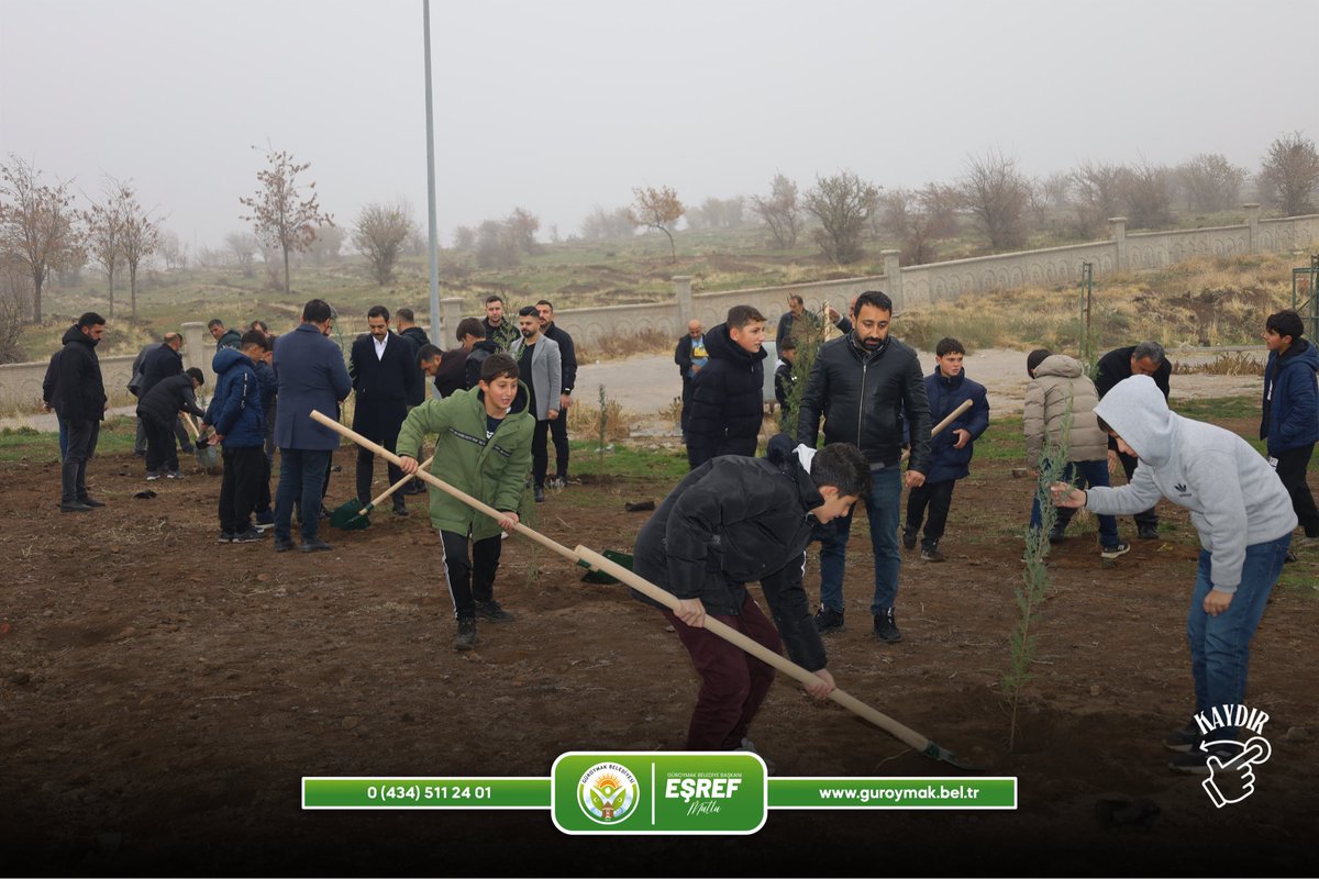 🌳 Ağaç Dikme Etkinliği

Belediye Başkanımız Eşref Mutlu, İlçe Kaymakamımız Mehmet Zahid Uzun ve öğrencilerimizle birlikte hayvan barınağımızda ağaç dikme etkinliği gerçekleştirdik.