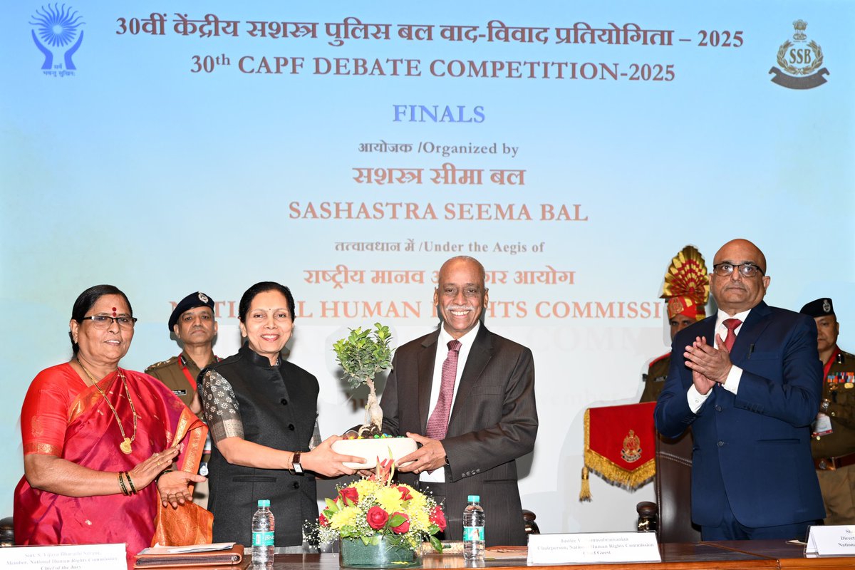 SSB_INDIA's tweet photo. Sixteen participants from various CAPFs—including Assam Rifles, SSB, #CISF, #BSF, and #NSG—presented insightful arguments both for and against the motion (Hindi & English).CISF lifted the running trophy as the Best Team, while the NHRC Chairperson presented individual awards to the six winners of the Hindi and English debate competitions.

The distinguished jury—Smt Vijaya Bharathi Sayani (Chief of Jury), Dr. Meeran Chadha Borwankar, IPS, DG (Retd.), BPR&D, and Prof. Rajni Abbi, Director, South Campus, Delhi University—evaluated the performances ensuring a rigorous and fair assessment.

#SSB congratulates all participants and thanks #NHRC for its continued support in promoting a rights-oriented operational ethos within CAPFs. 

#SSB #NHRC #HumanRights 
#CAPFs #DebateCompetition #NHRCIndia #SecurityForces #Paramilitary #DebateCompetition #OperationalExcellence #IndianForces
@PMOIndia 
@HMOIndia 
@PIBHomeAffairs
@PIB_India
@India_NHRC
@official_dgar
@CISFHQrs
@BSF_India
@nsgblackcats
@crpfindia
@ITBP_official
@Vidurji
@Rajniabbiabbi
@mcborwankar
@anandswaroop
@ANI
@PTI_News