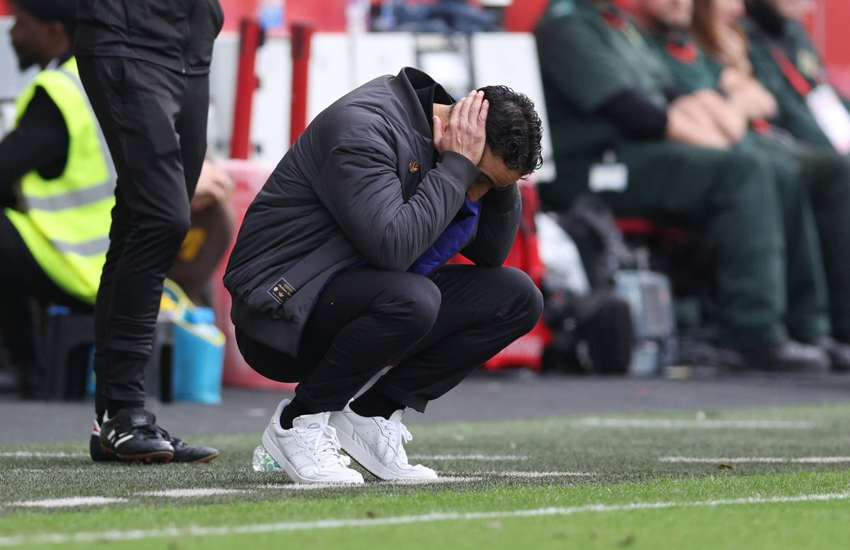 StatmanDave's tweet image. Manchester United have lost 22 Premier League games since the start of last season. Excluding those who’ve been relegated, only Wolves (30), Spurs (26) and West Ham (24) have lost more in that period.

Things need to change ASAP. 😬