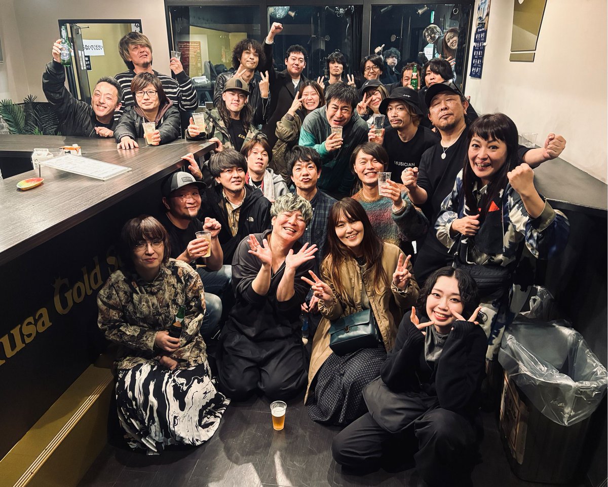 本日もありがとうございました！
毎年恒例のスセリtradition企画👸
濃く深い繋がりのバンドたちが集まり
最高の一夜でした⚡️

2025.11.27 (木)
スセリtradition presents『雲外蒼天』

#スセリtradition
#FOOLA
#三輪美樹生ft竹ちゃん
#tegakiLIFE
#BrownCrow
#アオイハル