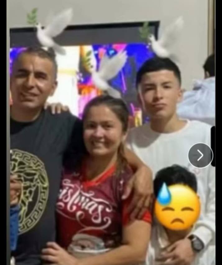 PoderInforma's tweet image. #MANTA || ¡De terror! Toda una familia en Manta, fue asesinada a balas, esta madrugada en el barrio El Porvenir. Los criminales entraron vestidos de militares para cometer el triple crimen.