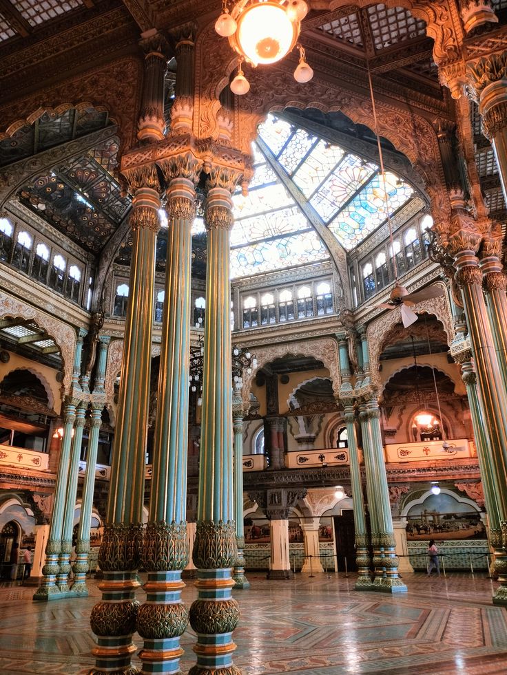 hindookissinger's tweet image. A random temple built by Diwan of Sawai Jai Singh II in 1700s or a room from Mysore palace mogs this. We need to make this tin can architecture illegal that has now become a defining feature of the Republic. Ban L1 tenders. Hire stylized architects.