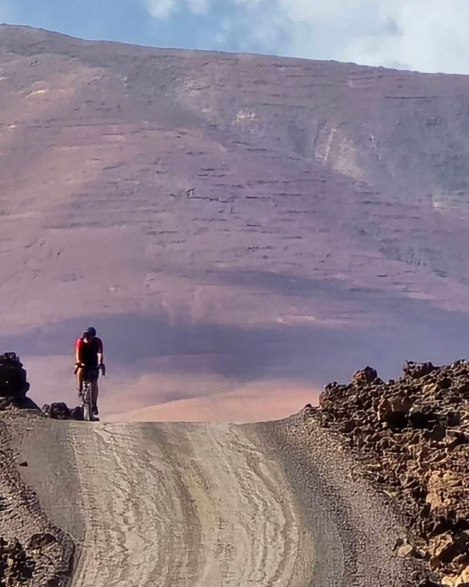 Our friend Corrado B is on a winter adventure with his trusty Fernweh. We love the changing landscapes of this journey, starting in the Canary Islands and heading into Morocco. From smooth road riding to rough gravel, the Fernweh is a great travel companion. Buon viaggio Corrado!