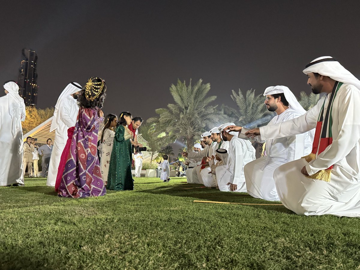 mbrlae's tweet image. The #MohammedBinRashidLibrary’s 54th Union Day celebrations continue in a vibrant atmosphere of Emirati art and tradition, where visitors explore cultural stations celebrating the UAE’s legacy, unity, and the founding values.

#MBRL #UAE #AWholeWorld #UnionDay