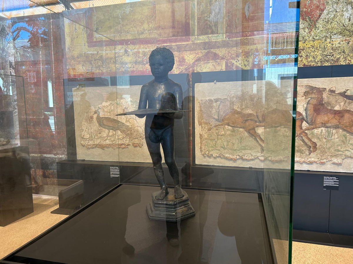 carmelitestgn's tweet image. #ADMTWC #POSTC Els alumnes d’ Història de l’Art de 2n de bat han anat al Museu Arqueològic de Tarragona per experimentar de primera mà les característiques de la cultura romana que han estat estudiant #aprenemfent #aprenemvisitant #viucarmelites #somifemescola