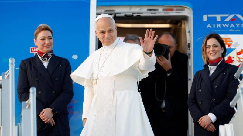 El #PapaLeónXIV ha iniciado su primer viaje apostólico a Turquía y Líbano. Recemos por los frutos espirituales y pastorales.

Será ocasión para conmemorar el 1700.º aniversario del Concilio de Nicea y reunirse con la comunidad católica y con los hermanos cristianos y de otras