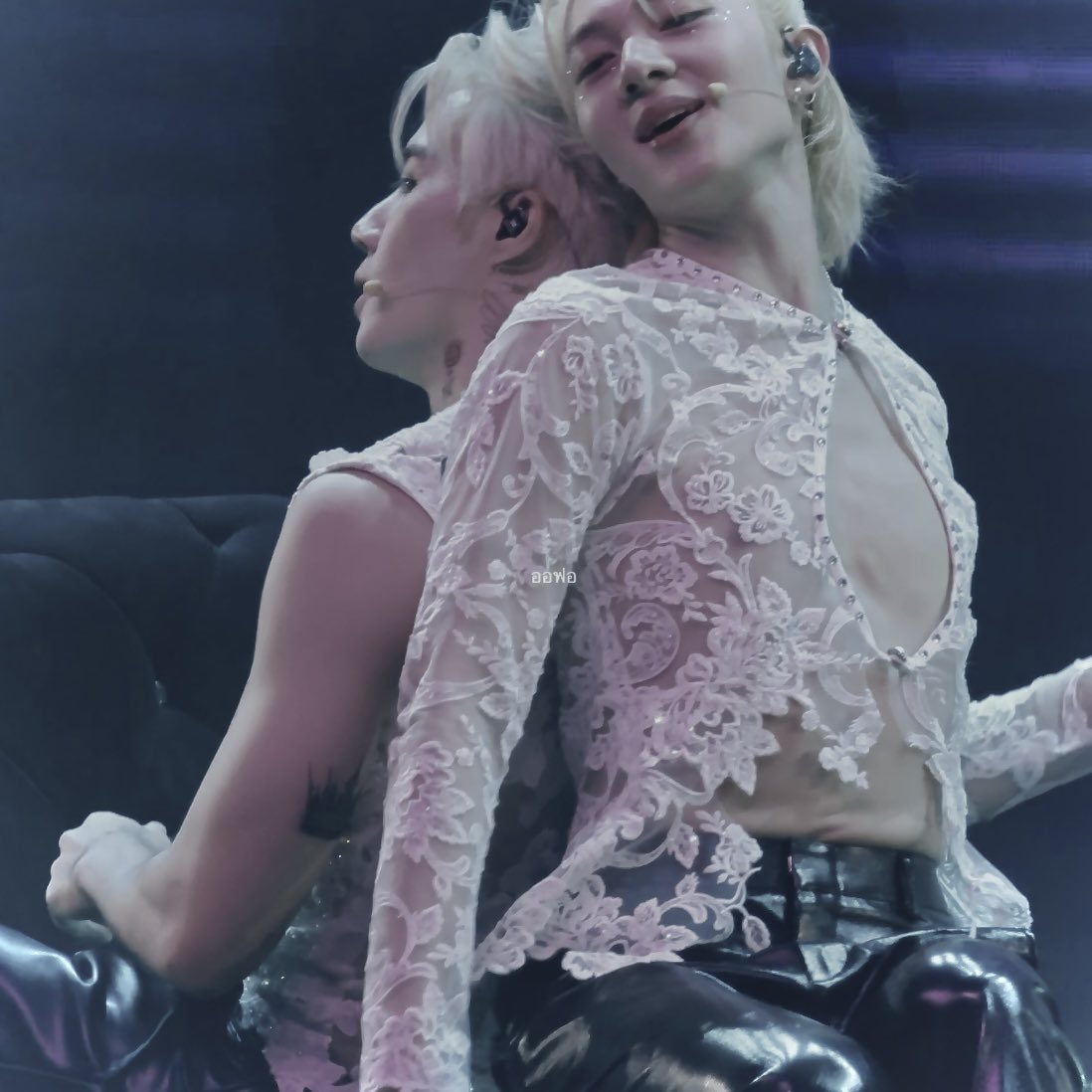 คือพี่ซีหวงยัยชุดม่วง แล้วยัยคนสวยชุดลูกไม้ขาวตุวนิ้ล่ะ (🤧🤌🏻)

꒰ #ZeeNuNew ꒱˚