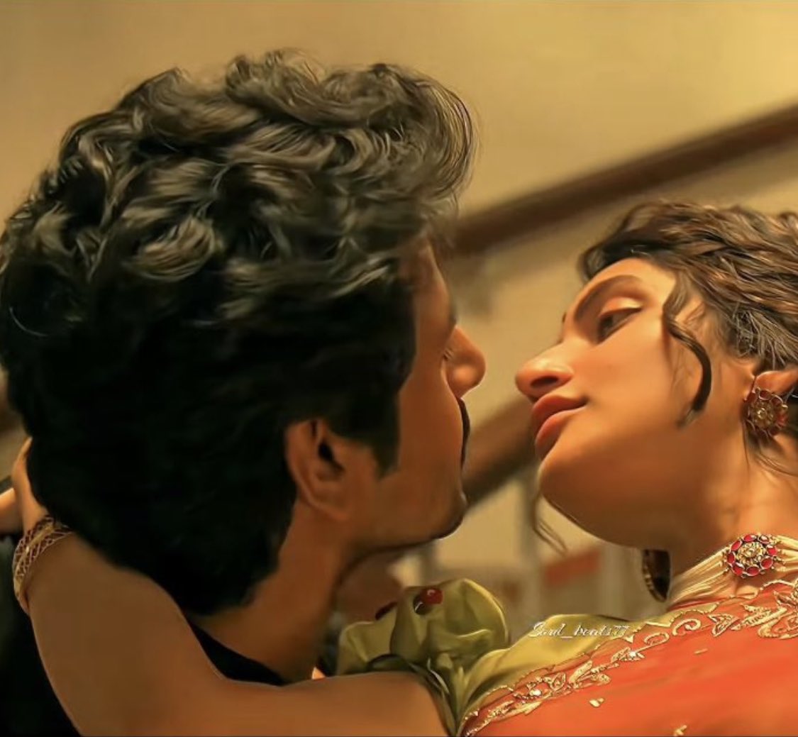 yourgirl5thid05's tweet image. God bless sreeleela coz she managed to stay controlled after being so close to that silky hair smooth skin hot guy in sucha angle, mashallah…