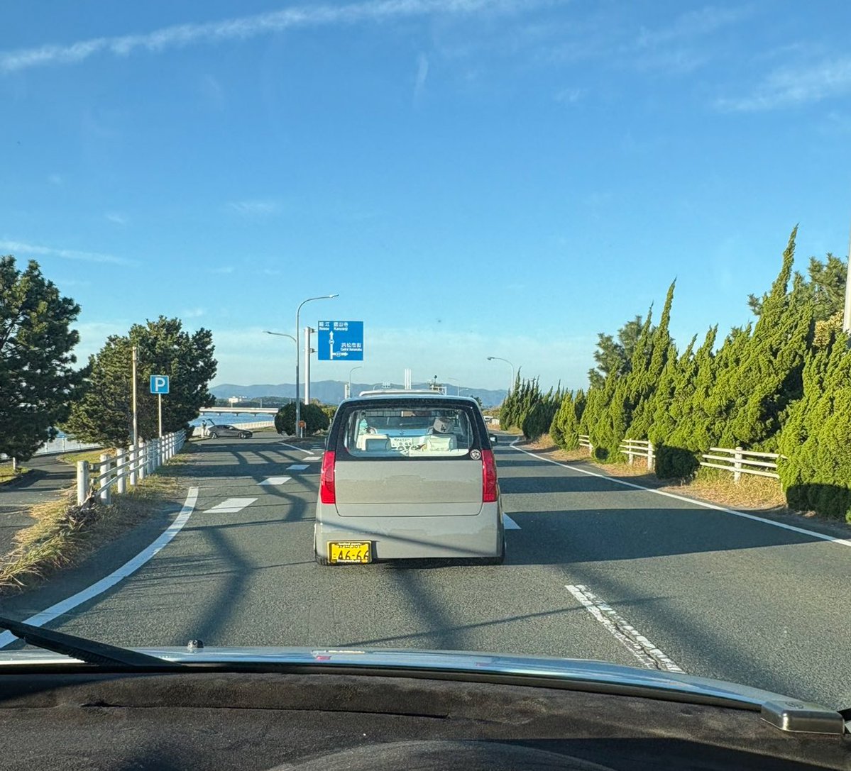 mamapapalov123's tweet image. 真後ろから見ると キモイwww