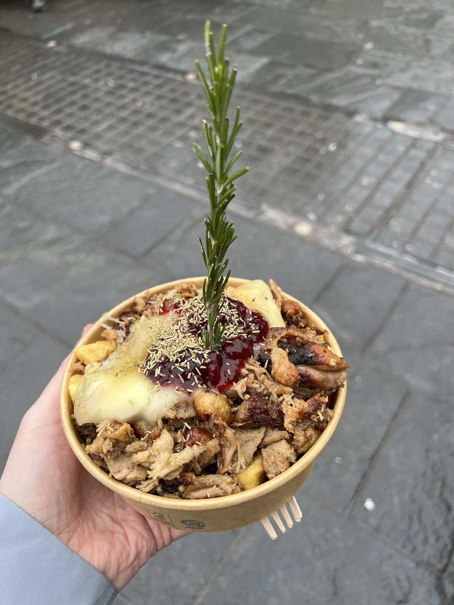 Is_Right's tweet image. Manchester Xmas Market done and it was boss (I don’t care if you don’t like them, go shout at the moon)