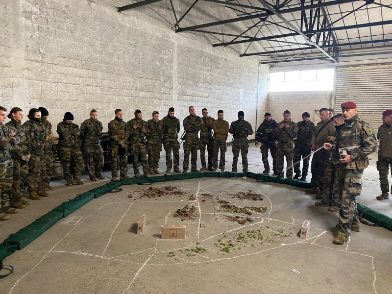 3e régiment du matériel tweet media