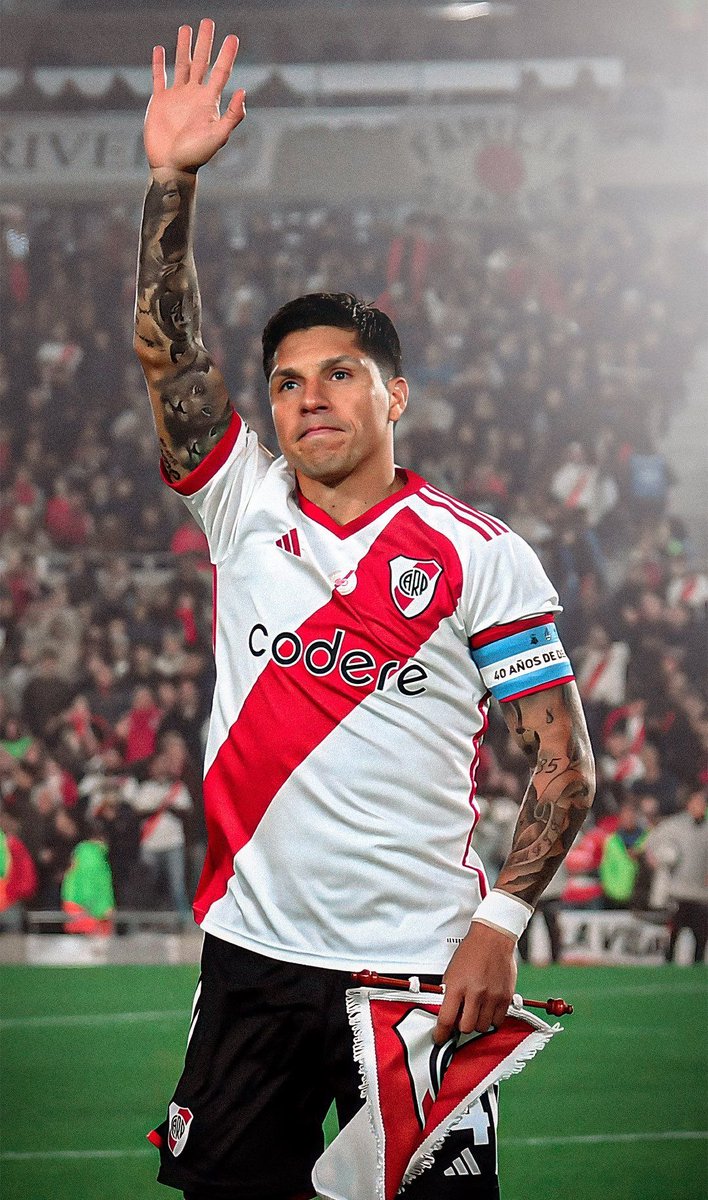Pudiste fallar en algún partido pero jamás en demostrar tu amor por los colores.
El único que siempre puso garra y corazón a pesar de cualquier circunstancia. 

Gracias Enzo, siempre vas a ser parte de la historia grande de River 2️⃣4️⃣❤️