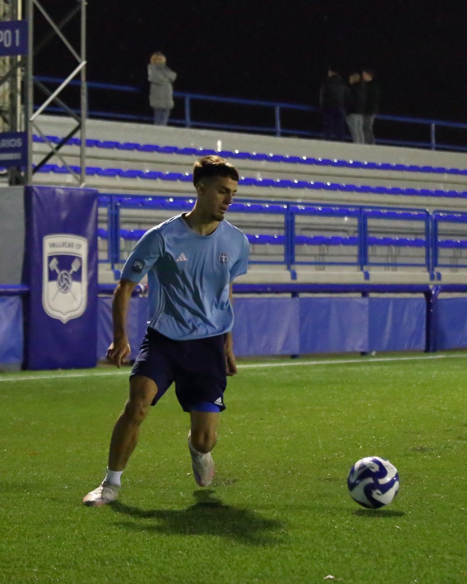 afa_academiamad's tweet image. El Vallecas C.F. da un paso más en su plan de crecimiento.

Lanzamos nuestro Programa de Alto Rendimiento, orientado a potenciar el desarrollo individual de nuestros futbolistas de la categoría SENIOR y JUVENIL ⚽📈

#FútbolArgentino #MetodologíaAFA 🇦🇷