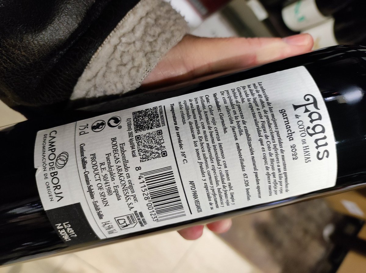 Un vino que me impresiono en su día fue este Fagus de @bodegasaragonesas

Un excelente tinto a base de #garnacha de #campodeborja que no te dejara indiferente. Potente, sabroso, lleno de matices...

#vino #vinotinto #vinosdeespaña