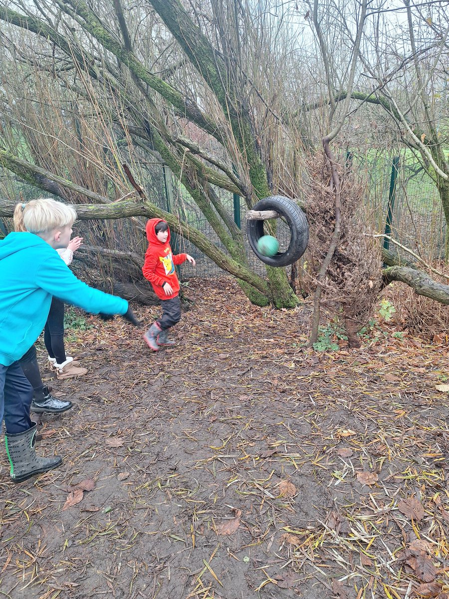 Mrs. Duff - Forest School. tweet media