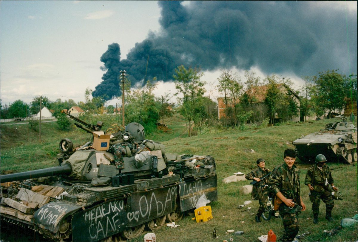 BosniakArchive's tweet image. Members of the 5th ARBiH Corps beside serb vehicles captured in Operation Tigar ’94.