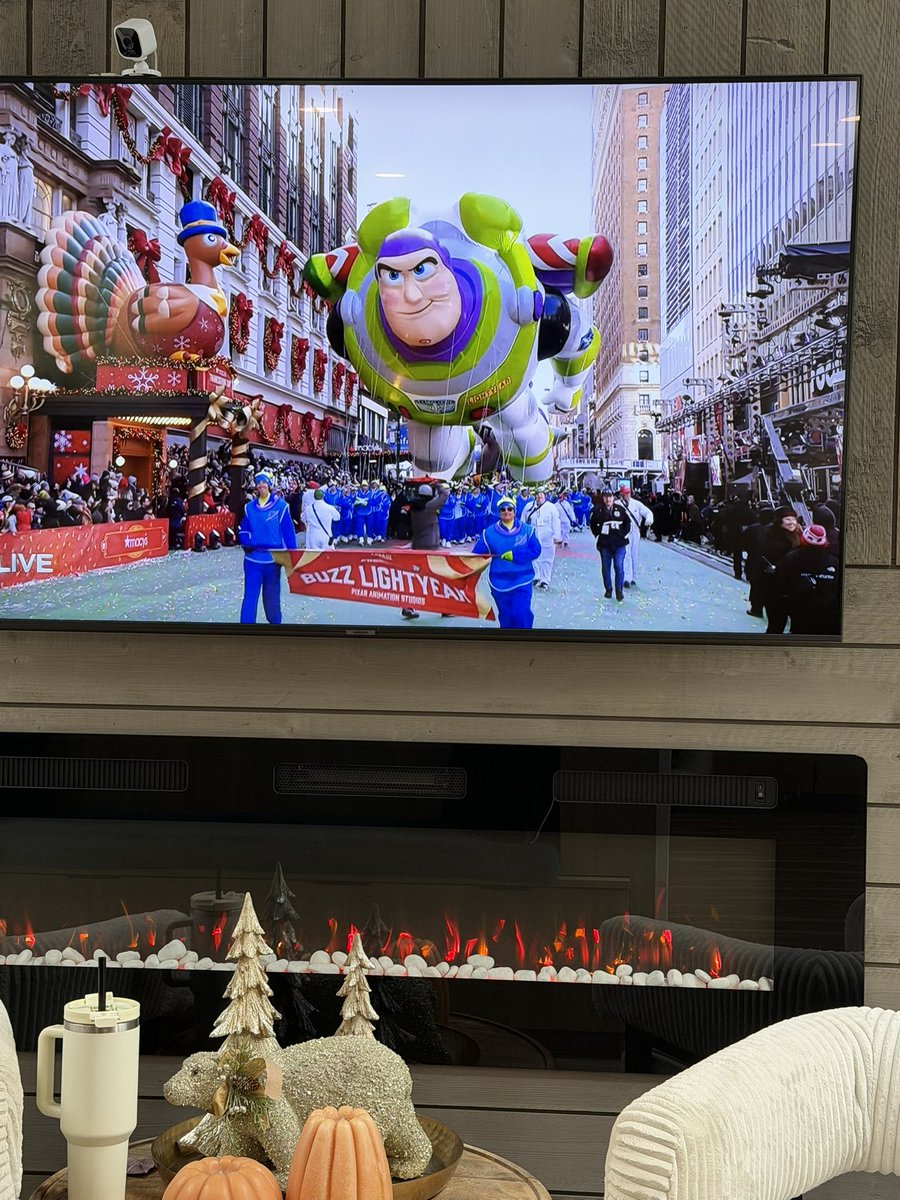 theanglejoey's tweet image. Happy Thanksgiving everyone!!🦃