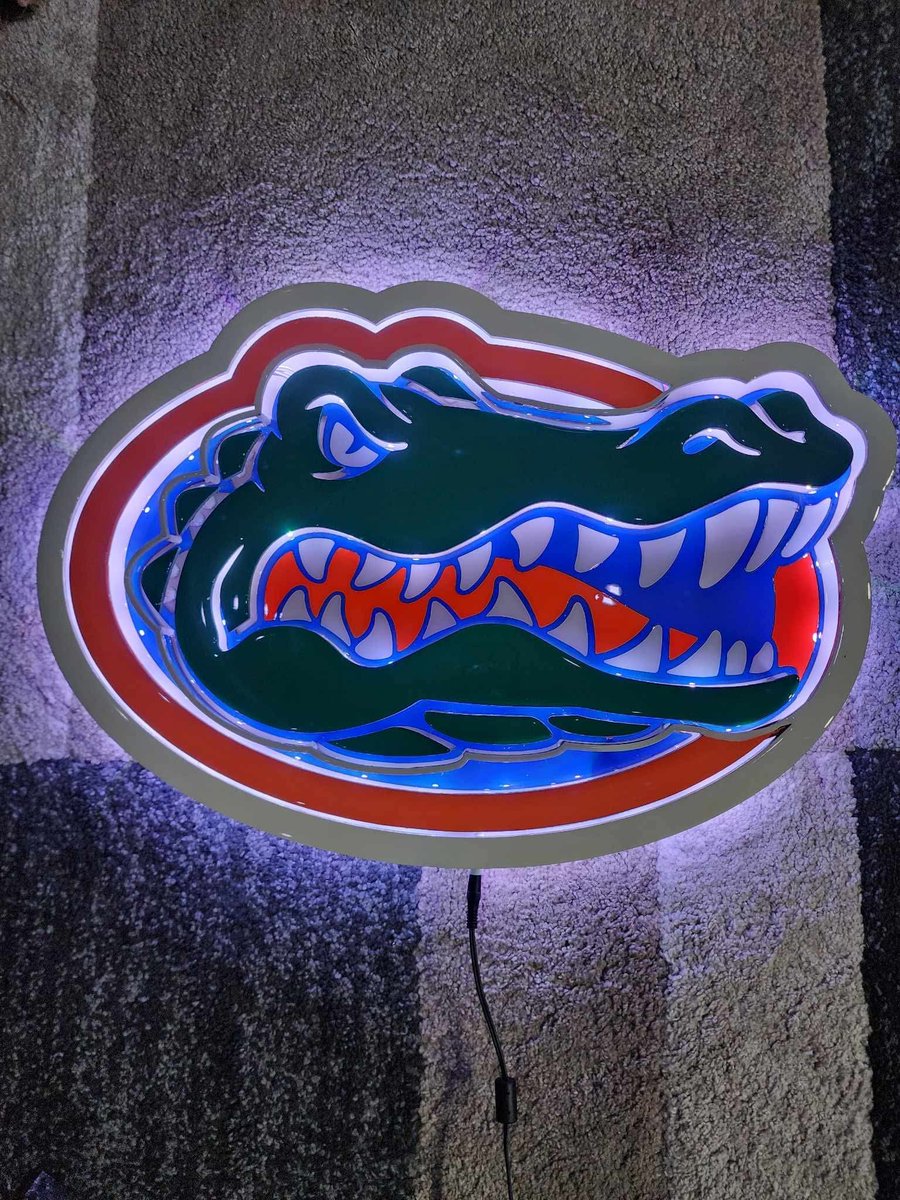 WSWoodcarving's tweet image. Happy Thanksgiving! 🦃🔥
Want something unique? Our custom LED signs are hand painted, fully customizable, and made to order.

Show off your team, your brand, your vibe.
No mass-produced imports — just real craftsmanship.

Get yours today!