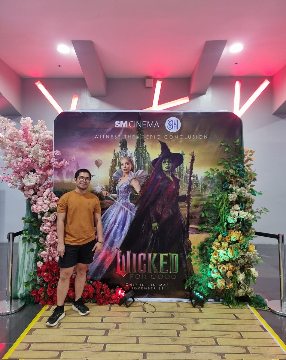 JayZoneCriz's tweet photo. People come into our lives for a purpose.
Even brief connections can shape who we become in ways we never expected.💚🩷
#wickedforgood https://t.co/D4SVm4R5Gv