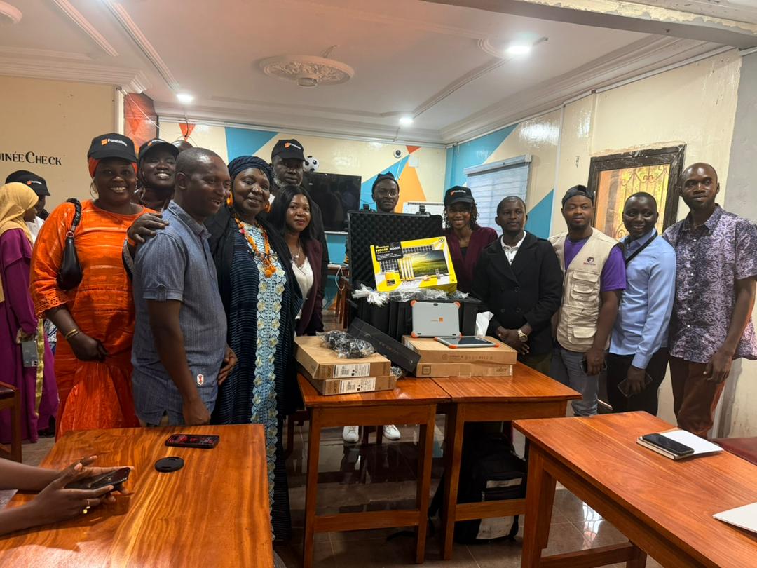 Fondation_OGN's tweet image. Parce qu’autonomiser une femme, c’est impulser le changement pour toute une communauté.​

#FOG #AgirPourLesFemmes #MaisonsDigitales #Autonomisation #Inclusion #FondationOrangeGuinée #labé
6/6