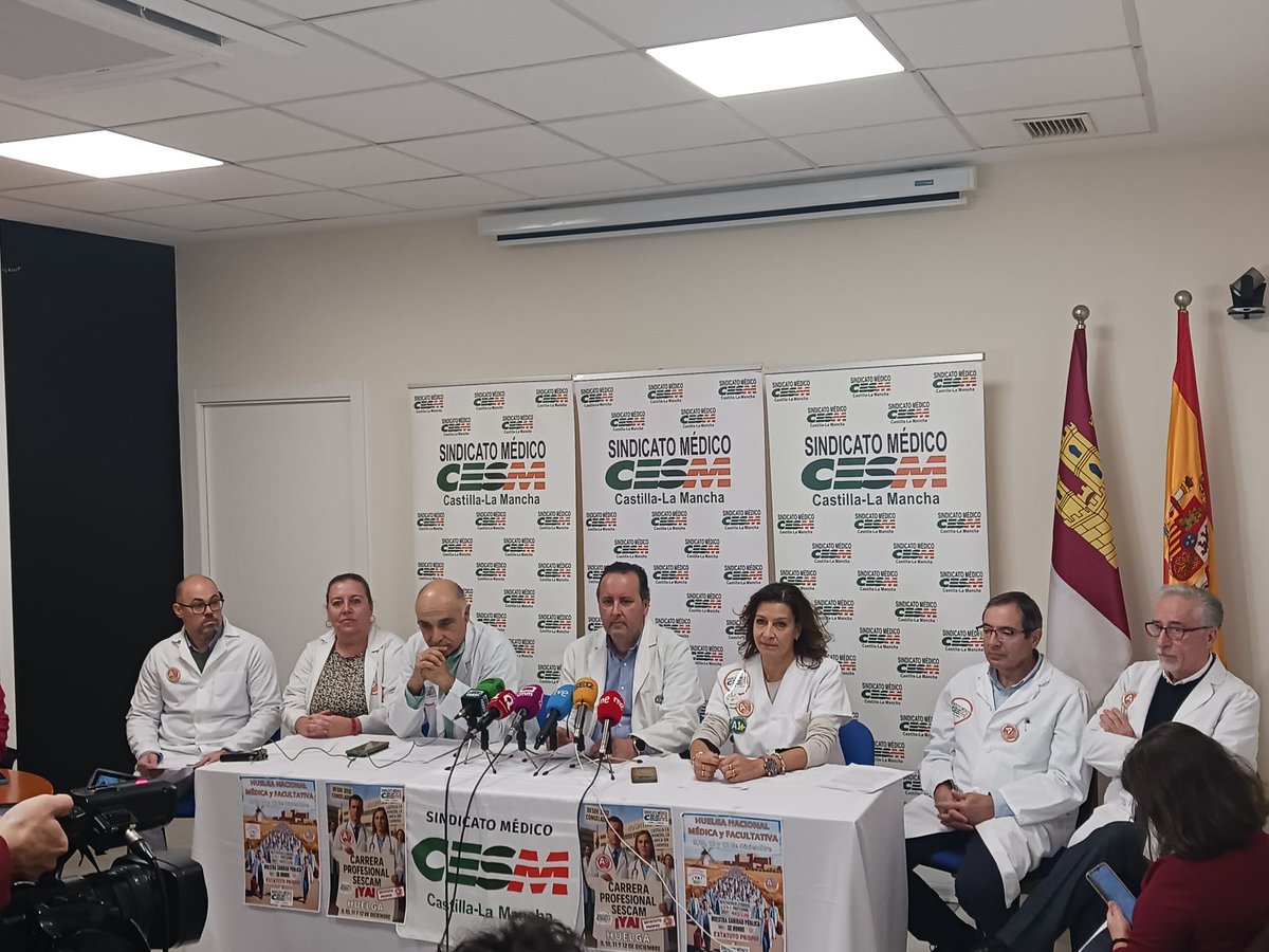 cesmclm's tweet image. 📢 @CESMCLM convoca Huelga Autonómica en el #SESCAM #CLM para los días 9, 10, 11 y 12 de diciembre.
📅 ¡Por las condiciones laborales y la calidad asistencial en #CLM
#EstatutoPropio   
🆘 Reactivación #CarreraProfesionalSescamYa
Rueda de Prensa 
👇👇👇
sindicatomedicoclm.es/el-sindicato-m…
