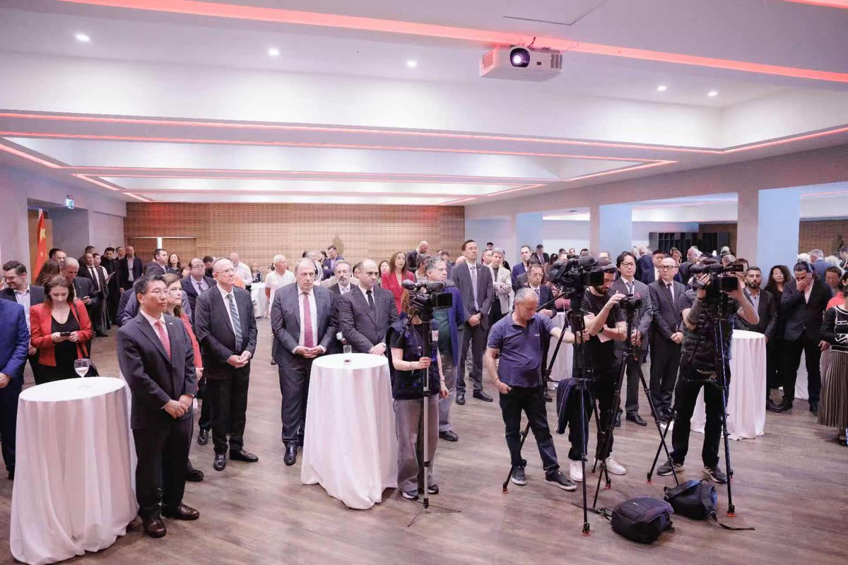 AmbassadorLiu's tweet photo. Dearest friends, as I prepare to bid farewell to this beautiful island, my heart is filled with gratitude. These unforgettable five years in Cyprus have been a journey of friendship, trust, and mutual understanding. With your warm support, the bond between China and Cyprus has grown even stronger, and our cooperation has continued to expand with steady steps and meaningful achievements.

I have been deeply touched by the kindness of the Cypriot people and the sincere friendship you have shown. Cyprus will always hold a special place in my heart. Although it is time to say goodbye, I firmly believe our friendship will endure and flourish in the years to come.

Until we meet again — our friendship will never fade.