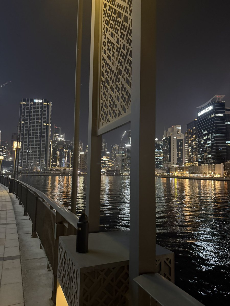 Aly's tweet photo. @rta_dubai A pedestrian bridge in this area is much much needed, the only two options are the red circles and they are not pedestrian friendly. A dream would be to connect business bay with downtown from here 👀 https://t.co/vG2cB5S4dT