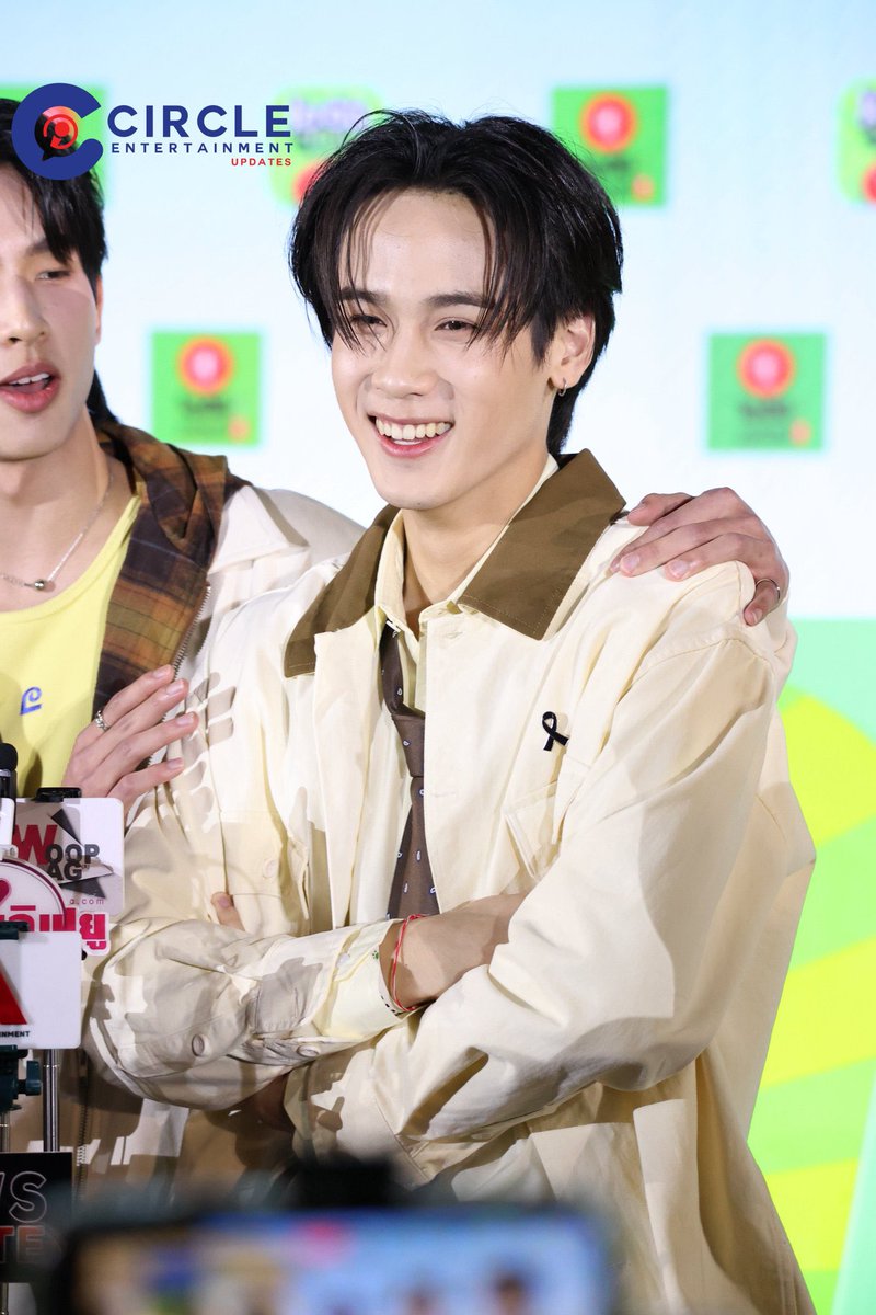 nowniinoey's tweet image. สายตาอะสายตา มืออะมือ น้องมานน่ารักอะจิใช่ม้าาา 👀👀

OishiClubxSurfJava

#OishiClubxH2HGang
#surfjava 

— 🌊🐈 ( #swensurf #javabh ) ⁠♡