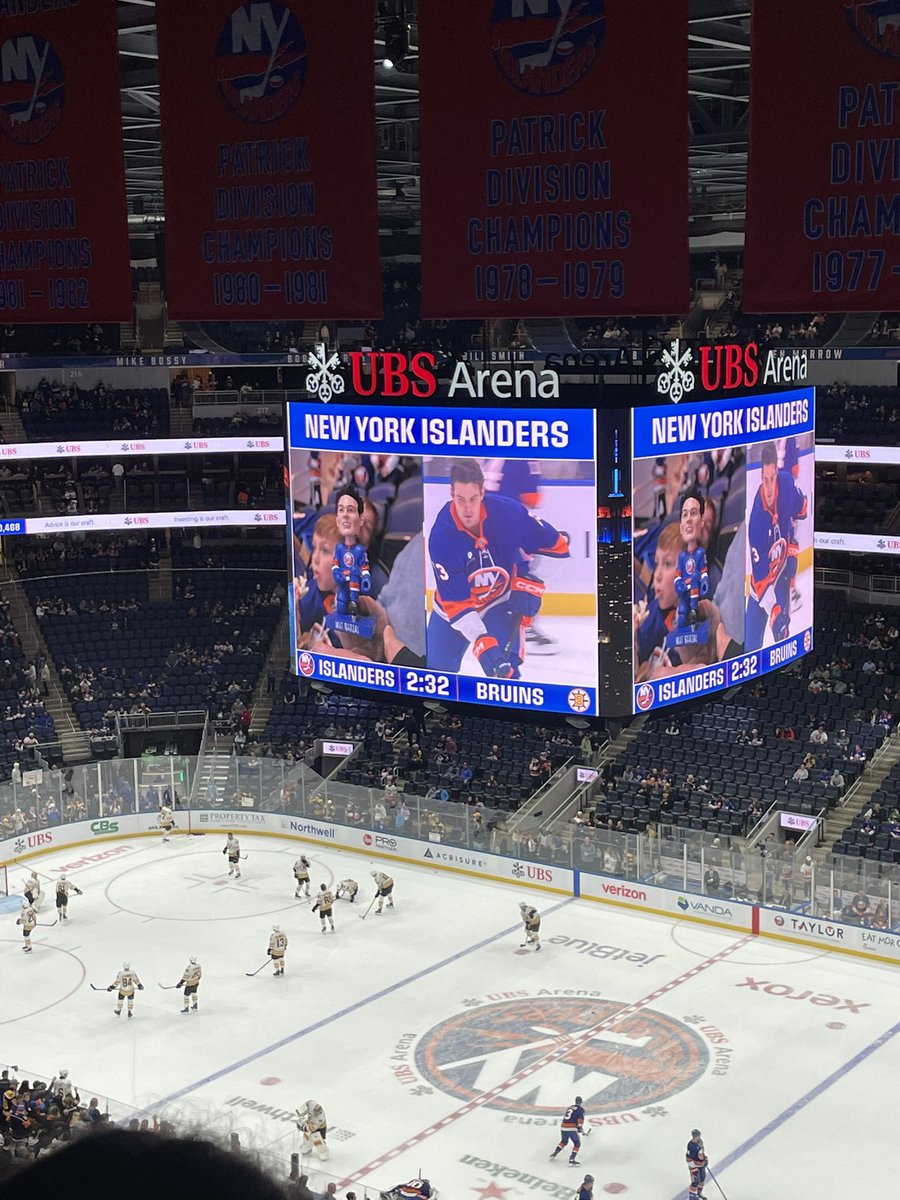 Barzy13Matty17's tweet photo. Hey #isles - Happy Thanksgiving 🦃! Got a @Barzal_97 goal and bobblehead last night!! https://t.co/IttXn5vNFD