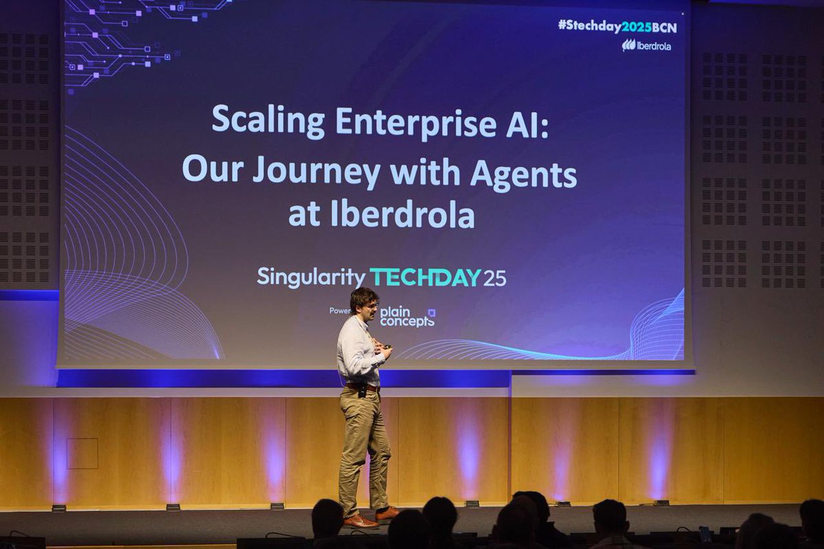 plainconcepts's tweet image. ¡Mikel Escobar e Iñigo Gutierrez también están con nosotros en el #STechDay2025bcn 🚀!
Comparten su experiencia desplegando agentes de #IA a gran escala en Iberdrola: la elección de la pila tecnológica, los retos de observabilidad, la gestión de costes…
@iberdrola
