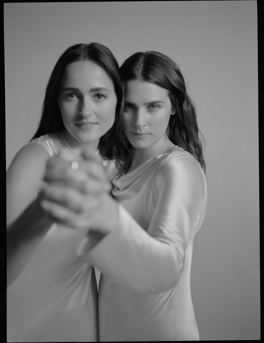 pabmasal's tweet image. Renate Reinsve and Inga Ibsdotter Lilleaas photographed by Fatima Khan. #SentimentalValue