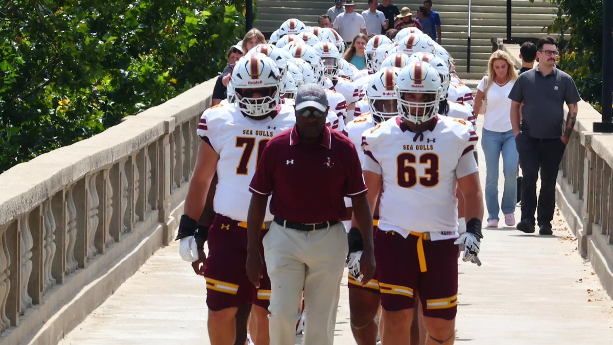 Damari Roberts 29’ OL tweet media