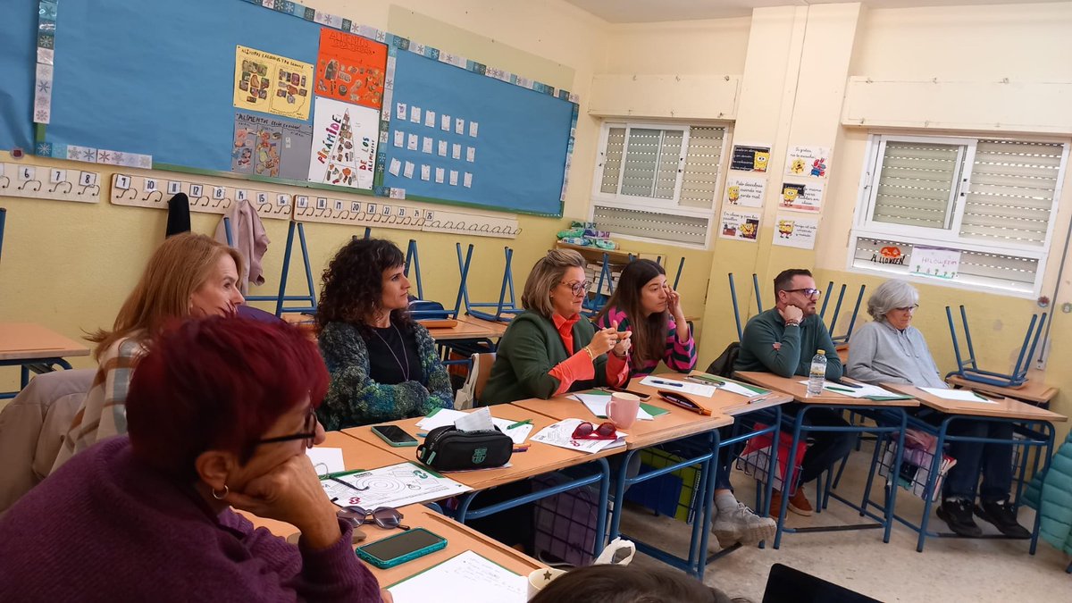 Patios Y Parques Dinámicos tweet media