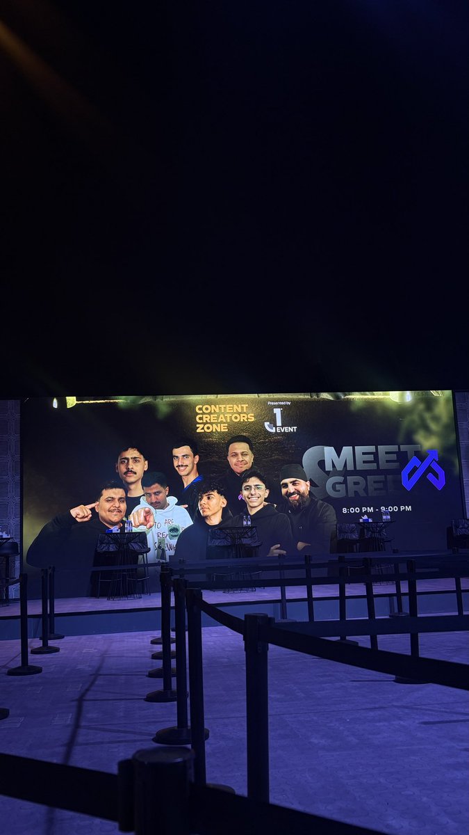 والله شعوررر لا يوصف وانا اشوف صور فريقي بكل مكان ، باذن الله من أنجاز الى أنجاز اكبر واعظم وعقبال ما نشوفكم بالبطولات العالميه ونشوف صوركم تستحلل كل مكان 💜💜