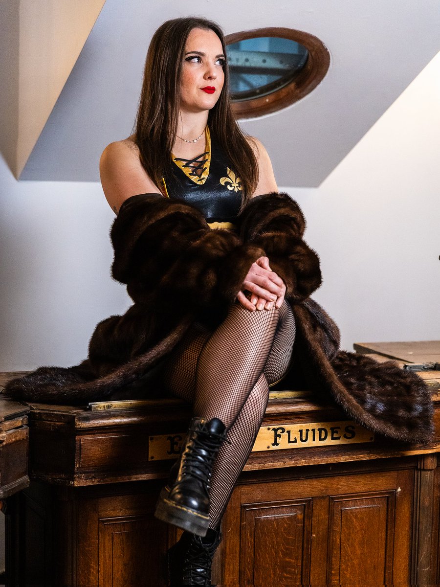 oceshots's tweet image. BIG ANNOUNCEMENT - I&apos;M GOING BACK TO JAPAN ! 
I&apos;m Océane FERREIRA (aka oceshots) pro wrestling photographer, and I will be in Japan during all February 2026.
🔥 Available for bookings: shows, shoot requests, promotional photos, wrestler portraits, and special projects.