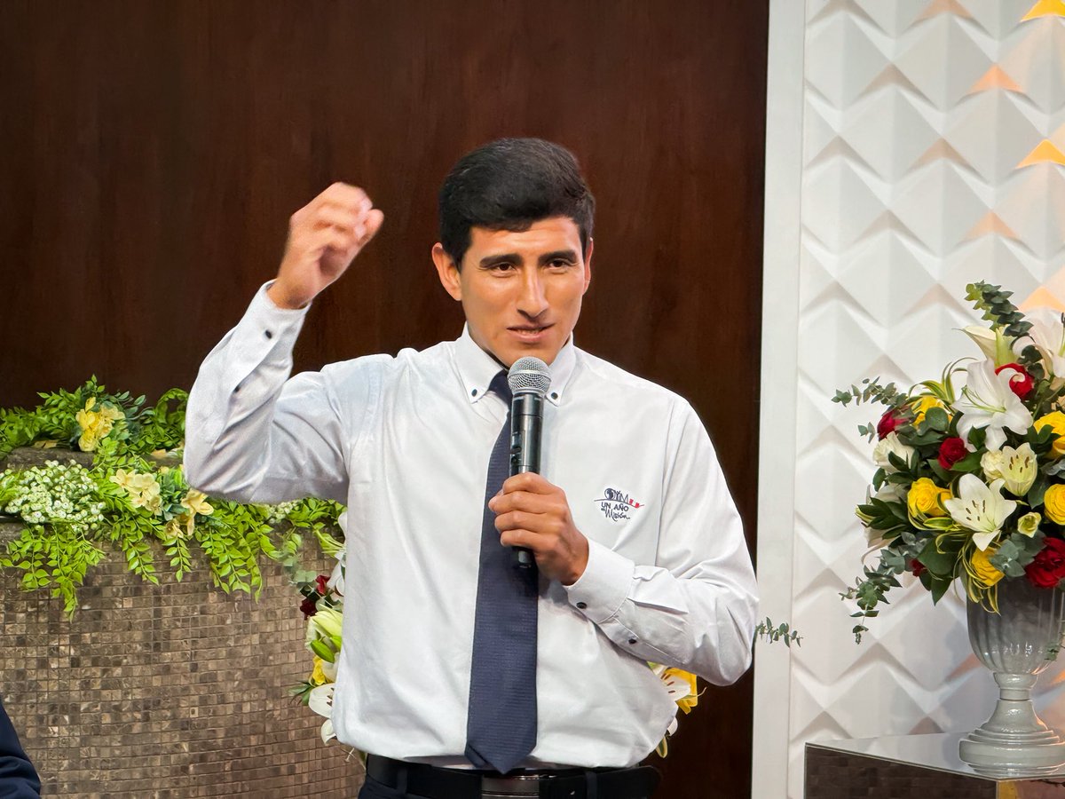 AdventistasUPN's tweet photo. En la #UPN hemos visto una gran movilización de #OYIM 🙌🔥
El Pr. Arles Peña resaltó cómo nuestra juventud lleva esperanza con valentía: lugares como Nuevo Tingo, antes complicados, hoy cuentan con presencia Adventista gracias al servicio de nuestros misioneros.
#ConcilioAnualUPN https://t.co/DTZxp35HV0