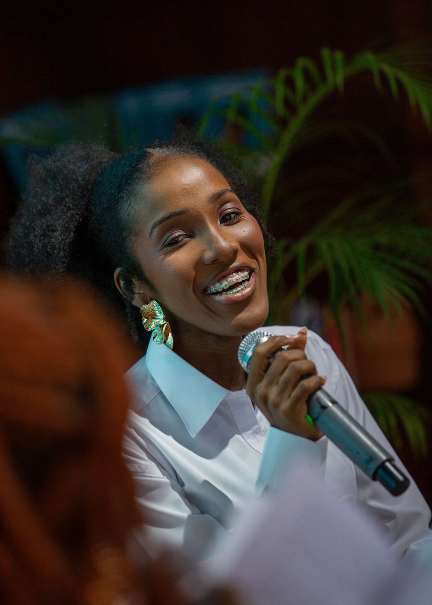 Obeng_Sybil's tweet image. Still in awe at how God showed up at my book launch💚

You can get a copy here: linktr.ee/sybsobeng

Your Personal Development &amp;amp; Finance Advocate,
Sybil Esi🌍💚

#letGodwriteyourstory #project2000 #LGWYS #oneboldstep #impact