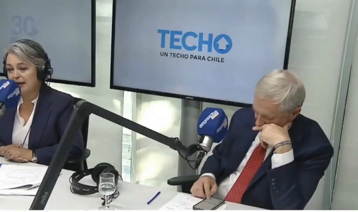 Que le dijo Cristian Valenzuela a Kast en ese mensaje 

Jefe no sé cómo ayudarte, no están sacando la cresta ....