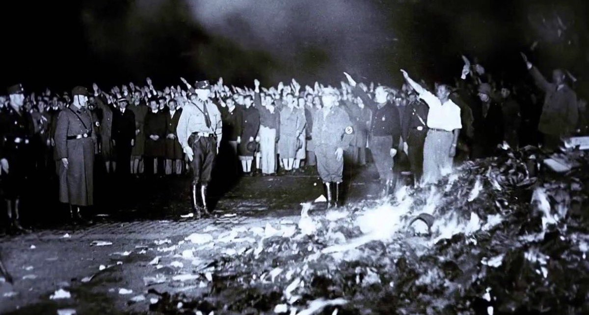 HistoricalWWII's tweet image. Hitler Youth Burning books