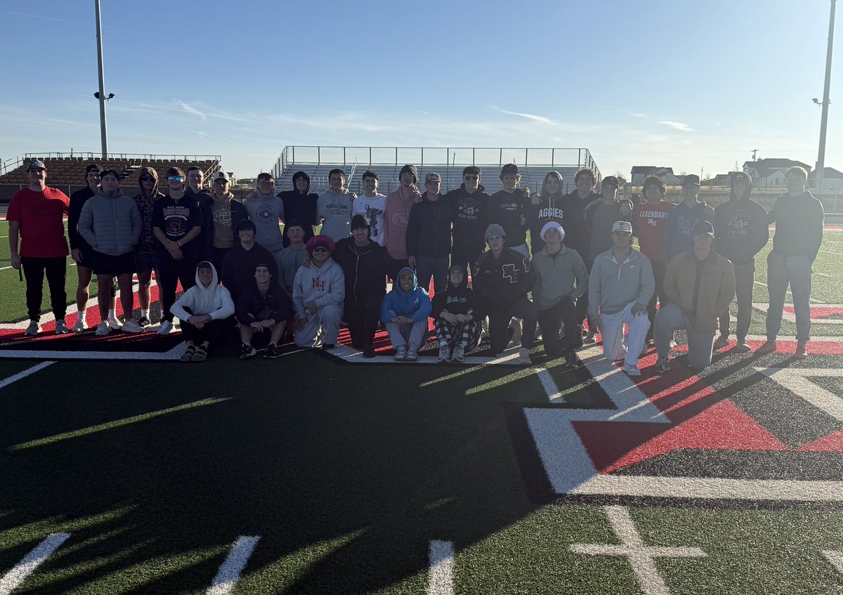 Blessed to be practicing on Thanksgiving Day &amp; thankful for these young men, coaches and community! #WAO #BAM