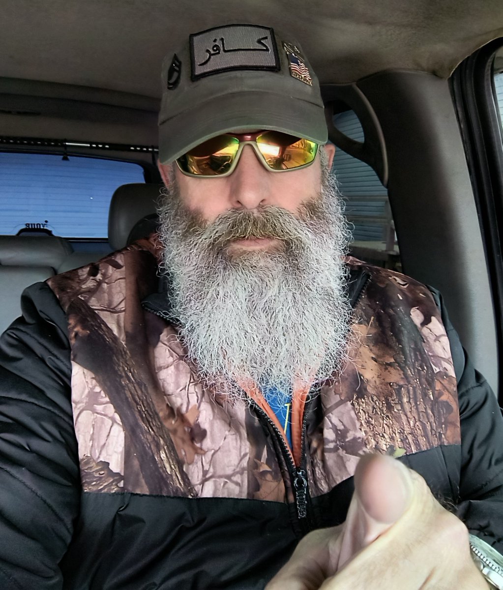 MoonRazor6's tweet image. Good morning fuckers!
            👍☕🇺🇸
I hope each and every one of ya&apos;ll have great Thanksgiving!
Eat, drink, be merry, and all that shit...
But, please, take a monent to remember all those down range doin&apos; the do for us!
👍🇺🇸👍🇺🇸👍🇺🇸👍🇺🇸

   God bless America!
🦃Happy…