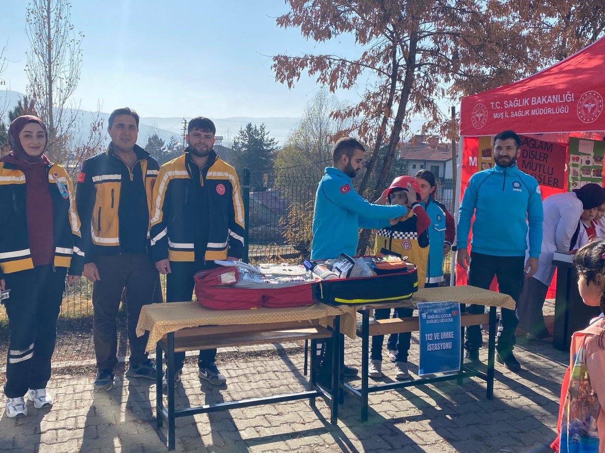 📍 Varto Cumhuriyet İlkokulu’nda Sağlıklı Çocuk Sağlıklı Gelecek Etkinliği

“Sağlıklı Çocuk, Sağlıklı Gelecek Projesi” kapsamında Varto Cumhuriyet İlkokulunda öğrencilerle bir araya gelerek sağlık farkındalığını artırmaya yönelik kapsamlı bir etkinlik gerçekleştirildi.

Etkinlik