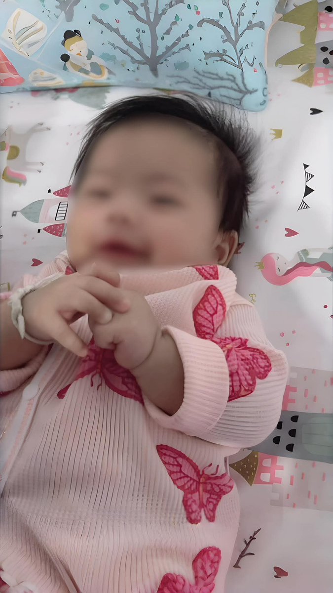 📌เคสแดง 🚨 ช่วยด้วย! เด็ก 4 เดือน ไม่มีนมให้น้อง ต้องการน้ำ อาหาร ในบ้านติดกันอยู่ 5 คนค่ะ ขอความช่วยเหลือค่ะ ขอร้องนะคะ ติดต่อใครในบ้านไม่ได้สักคนเลยค่ะ

📍พิกัด: บ้านเลขที่ 43 เขต 8 ราษฎร์อุทิศ ซอย 30 (ซอยตัน)

ยังไม่มีหน่วยงานไหน เข้าไปช่วยเลยค่ะ 
ช่วยด้วยนะคะ 🙏🏻🥹