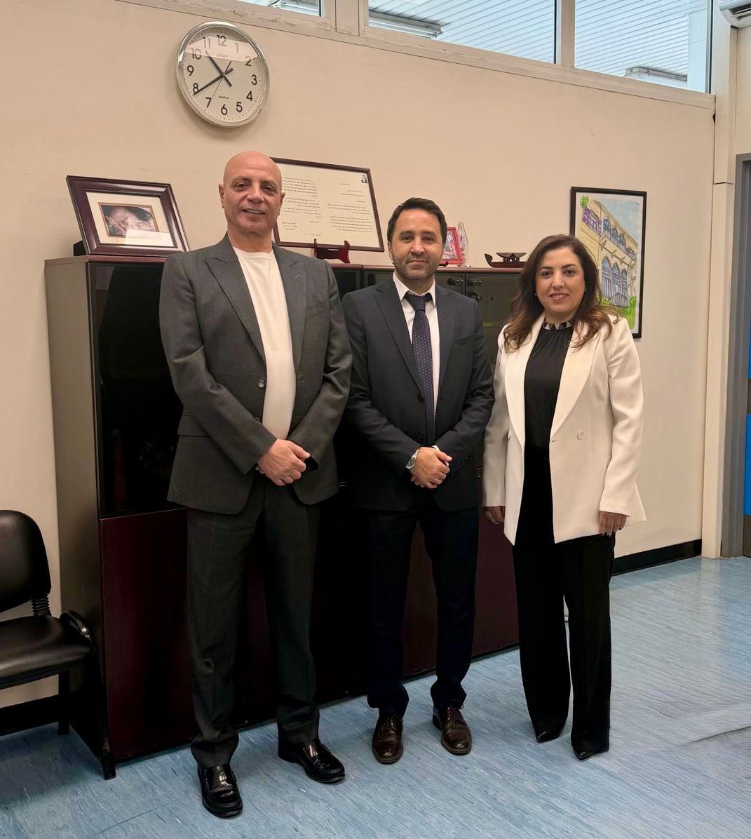 أحمد هاشمية يزور مدير مستشفى رفيق الحريري الحكومي: تثبيت شراكة صحية ومضاعفة التعاون لخدمة بيروت

قام رئيس جمعيتي بيروت للتنمية الاجتماعية وإمكان، السيد أحمد هاشمية، برفقة رئيسة القطاع الصحي في جمعية بيروت للتنمية الاجتماعية، السيدة رانيا الزعتري، بزيارة تهنئة إلى مدير مستشفى