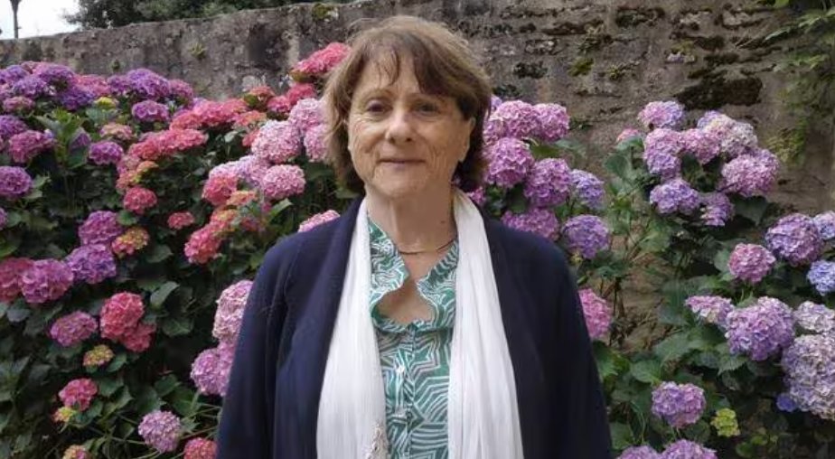 Guérande (44) : Une élue de 78 ans retrouvée morte par arme blanche à son domicile. Un homme de 34 ans, qu'elle hébergeait dans le cadre d'un accompagnement aux jeunes travailleurs, neutralisé par balle et interpellé.

 fdesouche.com/2025/11/27/gue…