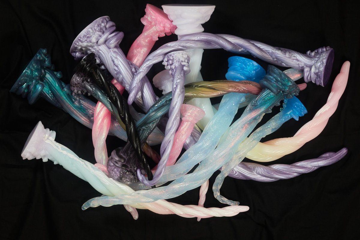 I know turkey is traditional for Thanksgiving, but how bout this pile of spaghetti? 😂