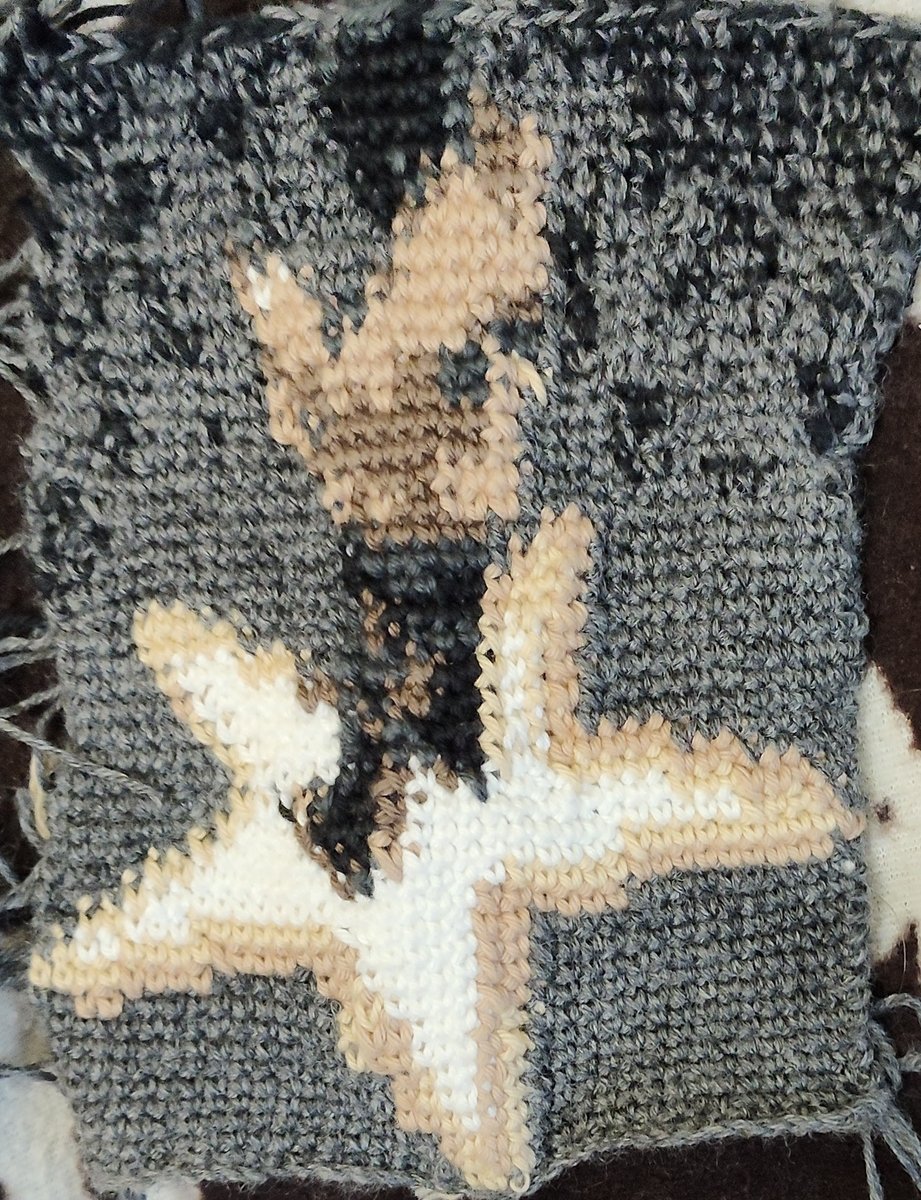 The weight of the world by <a href="/syzymusic/">Syzy</a> love this album and even though it were so many weird  shades this turned out pretty well (original pixel art is by <a href="/1zale/">zale</a> )